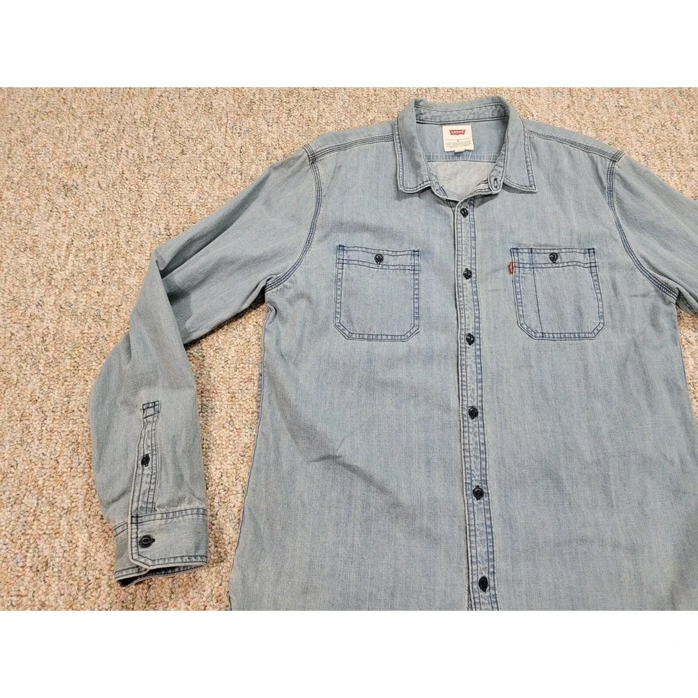 Levis Shirt Mens XL‎ Blue Denim Button Up Long Sleeve Casual Western Country